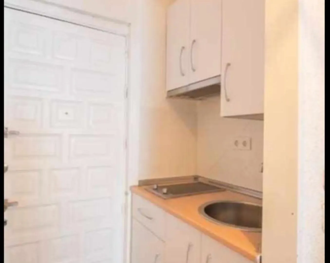 Cozy Studio Near The Beach Torremolinos Apartment